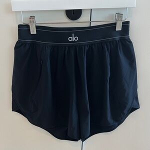 ALO Yoga Women's Black Athletic Shorts Size Medium